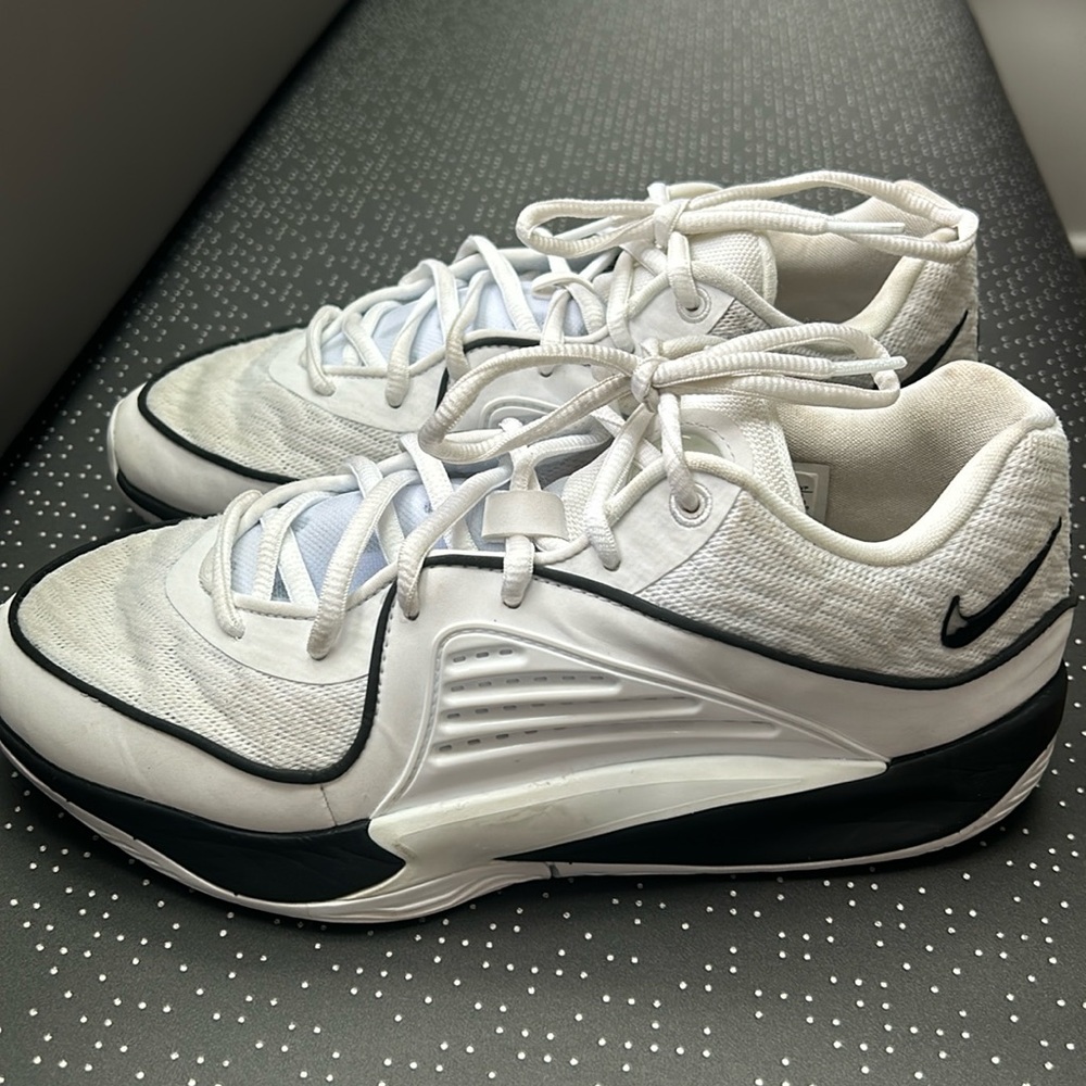 KD16 - Size 7.5 Men’s Nike Shoes
